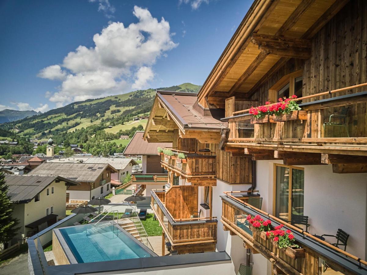 Hotel Astrid - Inklusive Kostenfreier Jokercard Saalbach-Hinterglemm Exteriör bild